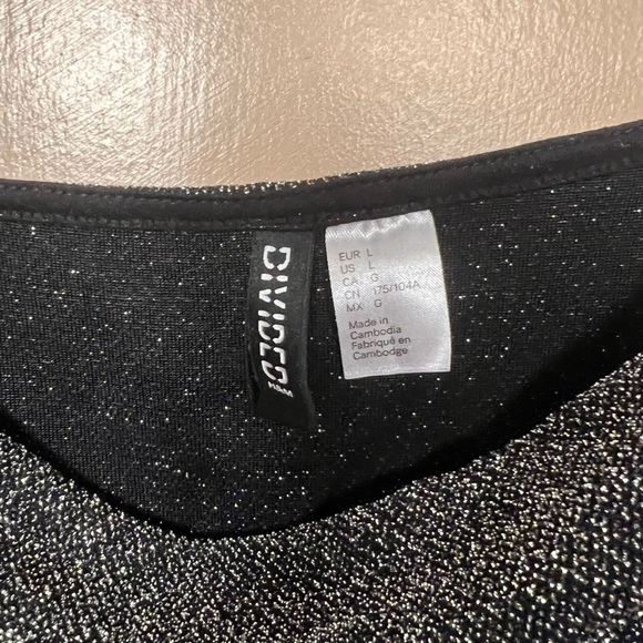 FOREVER 21 NIGHT OUT CROP - Picture 2 of 2